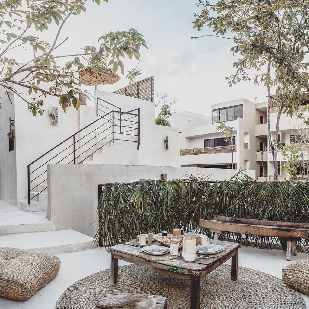 Best Sunset Spots in Tulum for Couples (+ Rooftop Bar Guide)